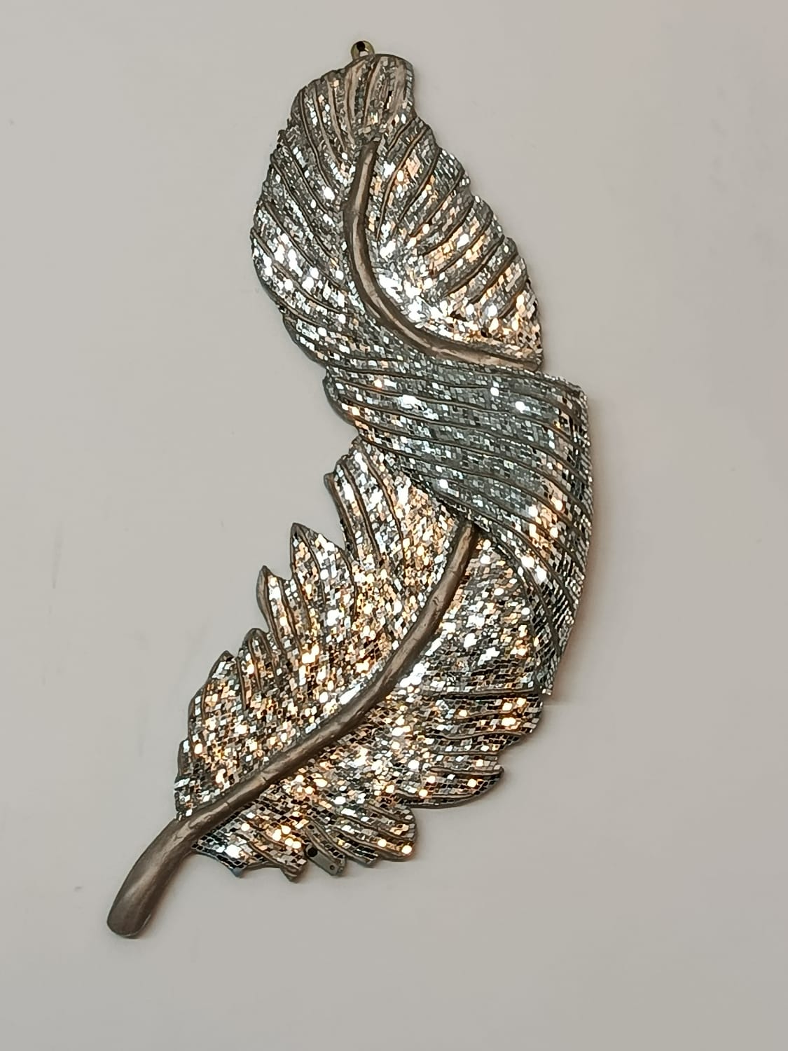 Luxury Feather Wall Accent
