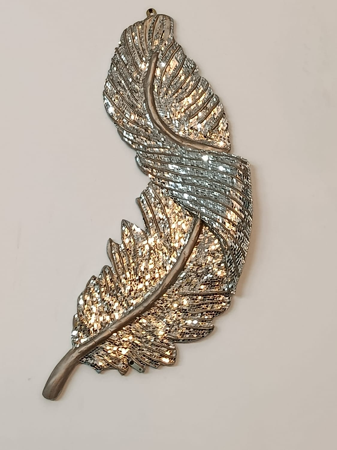 Luxury Feather Wall Accent